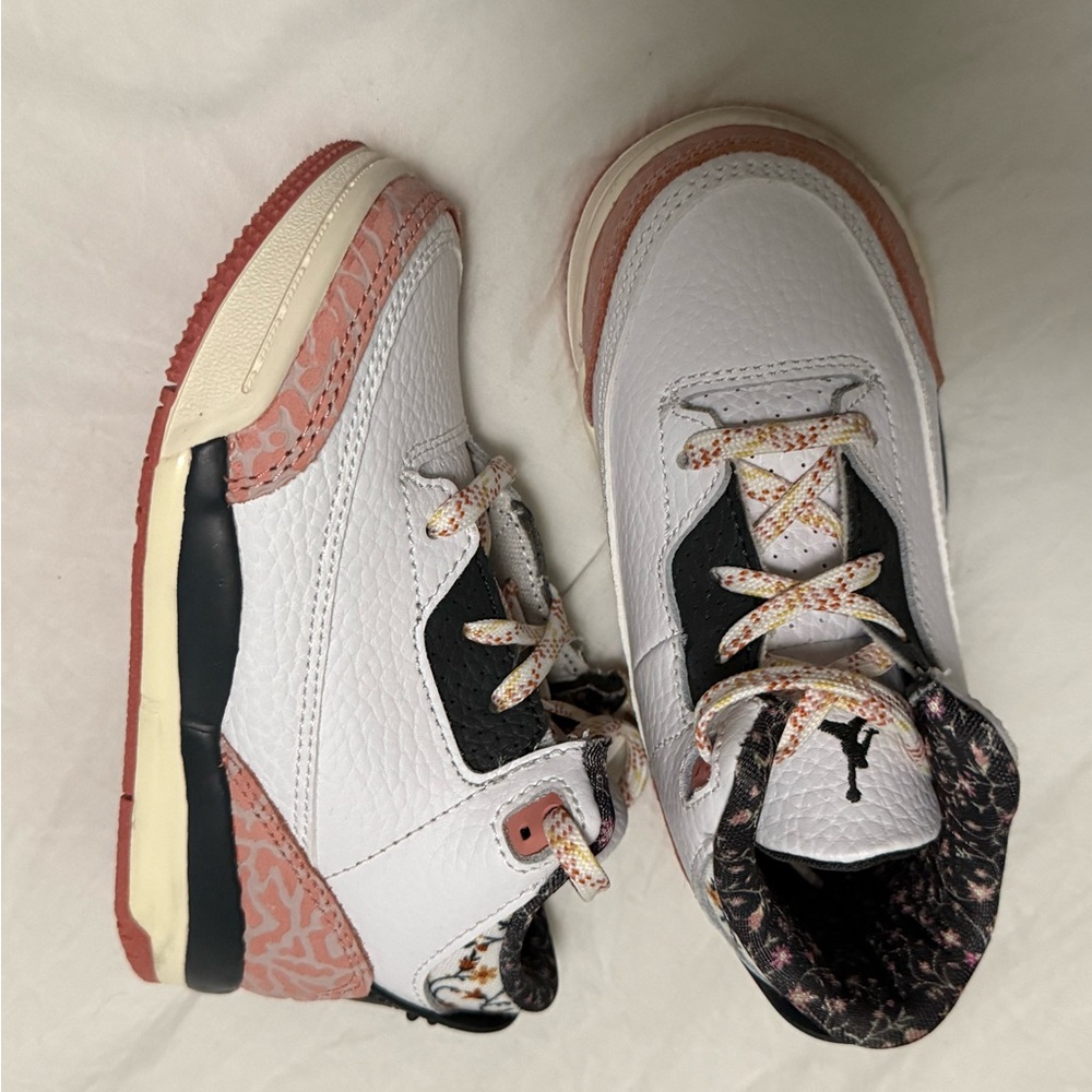 Jordan Retro 3 White and Pink Sneakers